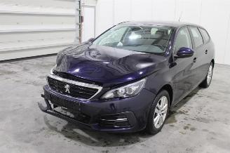 skadebil auto Peugeot 308  2019/5