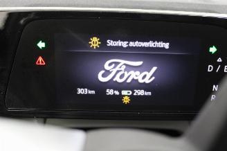 Ford Explorer  picture 13