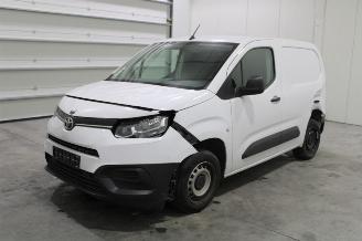 Voiture accidenté Toyota ProAce CITY 2023/1