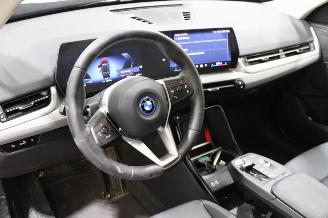 BMW iX1  picture 9