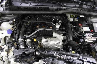 Peugeot 2008  picture 13