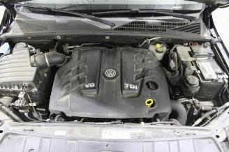 Volkswagen Amarok  picture 14