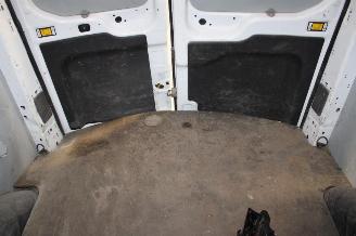 Ford Transit  picture 22