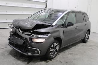 damaged passenger cars Citroën C4-picasso C4 SpaceTourer 2021/3