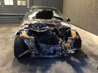 damaged passenger cars BMW 5-serie 525D - 160KW - 2000CC - DIESEL 2015/10