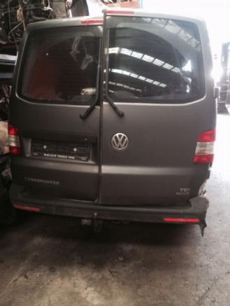 Vrakbiler auto Volkswagen Transporter  2014/8
