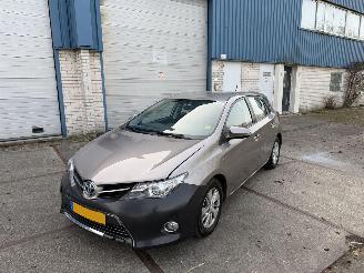 Avarii autoturisme Toyota Auris 1.8 Hybrid Aspiration 2013/7