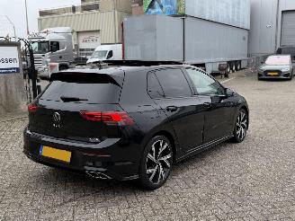 Volkswagen Golf 1.5 eTSI DSG R-Line Pano Harman Kardon picture 2