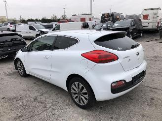 Kia Pro cee d 1.4 I picture 2