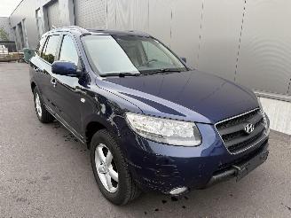 Damaged car Hyundai Santa Fe 2.2 CRDI 2006/5