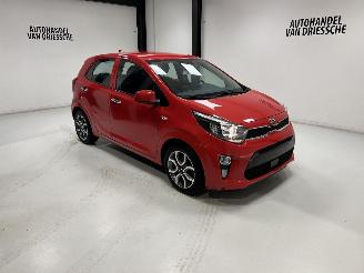 damaged passenger cars Kia Picanto NUR 18000KM!!! 2021/5
