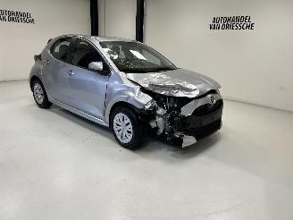 Auto incidentate Toyota Yaris HYBRIDE 2022/9