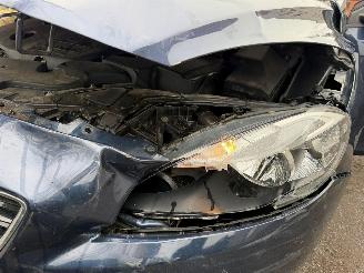 Volvo V-40 V 40 KINETIC picture 7