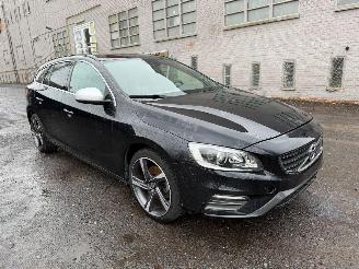 Volvo V-60 V 60 R-DESIGN picture 2