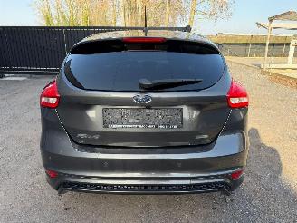 Ford Focus ST-LINE picture 14