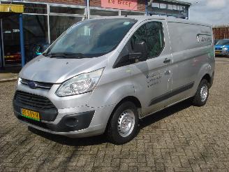 Voiture accidenté Ford Transit Custom 2.2TDI 92KW EURO 5  AIRCO 2013/10