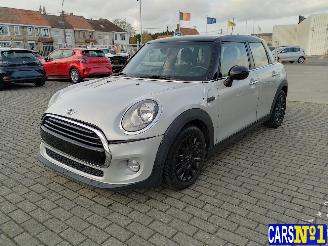 Coche accidentado Mini Cooper  2016/8