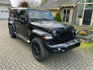 Jeep Wrangler Sahara Plug in Hybrid Soft Top picture 6