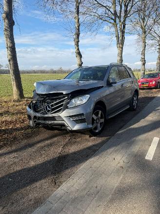 rozbiórka samochody osobowe Mercedes ML ML 250 BLEUTEC 4 MATIC 2013/9