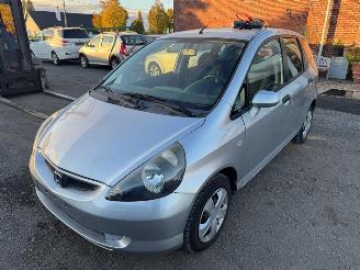 Voiture accidenté Honda Jazz  2004/7