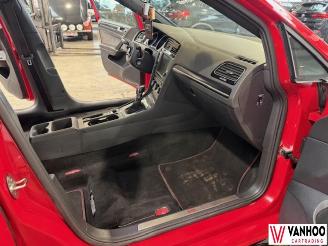 Volkswagen Golf  picture 14