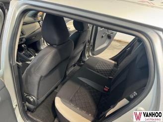 Nissan Micra  picture 16