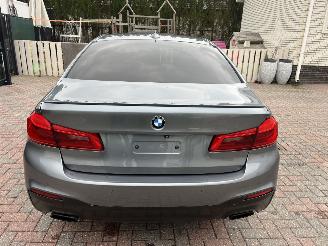 Schadeauto BMW 5-serie E-DRIVE  FULL-FULL-OPTION 2017/8