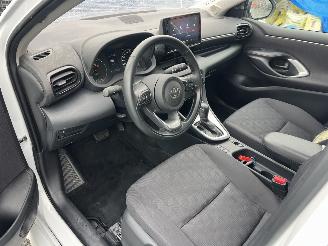 Toyota Yaris 1,5 HYBRIDE - BENZINE - AUTOMATIC picture 17