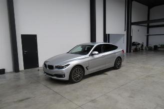 krockskadad bil motor BMW 3-serie GRAN TURISMO 2017/4
