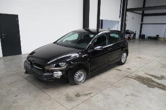 Damaged car Volkswagen Golf TRENDLINE 2019/8