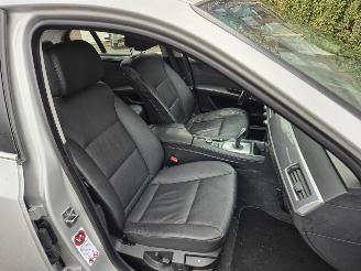 BMW 5-serie 520i AUTOMAAT / LEER / NIEUWSTAAT picture 14