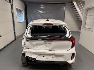 Kia Picanto  picture 5