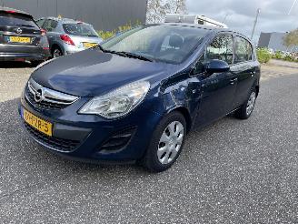 Unfallwagen Opel Corsa 1.2 5drs airco 2011/5