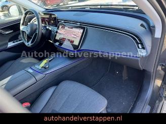 Mercedes E-klasse 300d Avantgard Advancd NW MODL picture 22