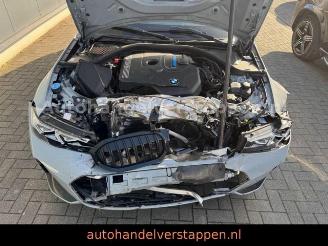 BMW 3-serie 20e M Sport Touring Panorama Harman AHK picture 28