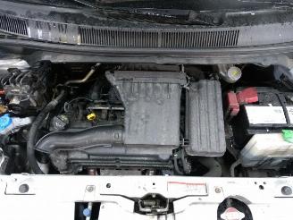 Suzuki Splash  picture 3