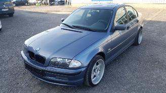 Coche siniestrado BMW 3-serie E46 Stahlblau 372 Onderdelen Bumper Deur 2000/9