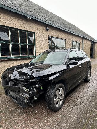 Coche accidentado Skoda Kamiq 1.0 TSI Ambition 2023/1