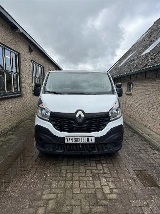 Renault Trafic  picture 2