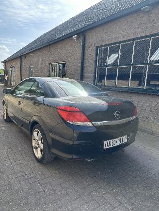 Opel Astra TWIN TOP picture 5