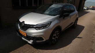 Coche accidentado Renault Captur Renault Captur 1.3 TCe Intens 2019/3