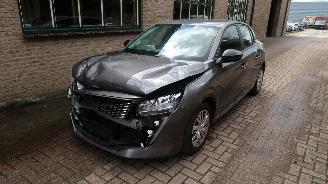 Damaged car Peugeot 208 Peugeot 208 1.2 PureTech Active 2023/8