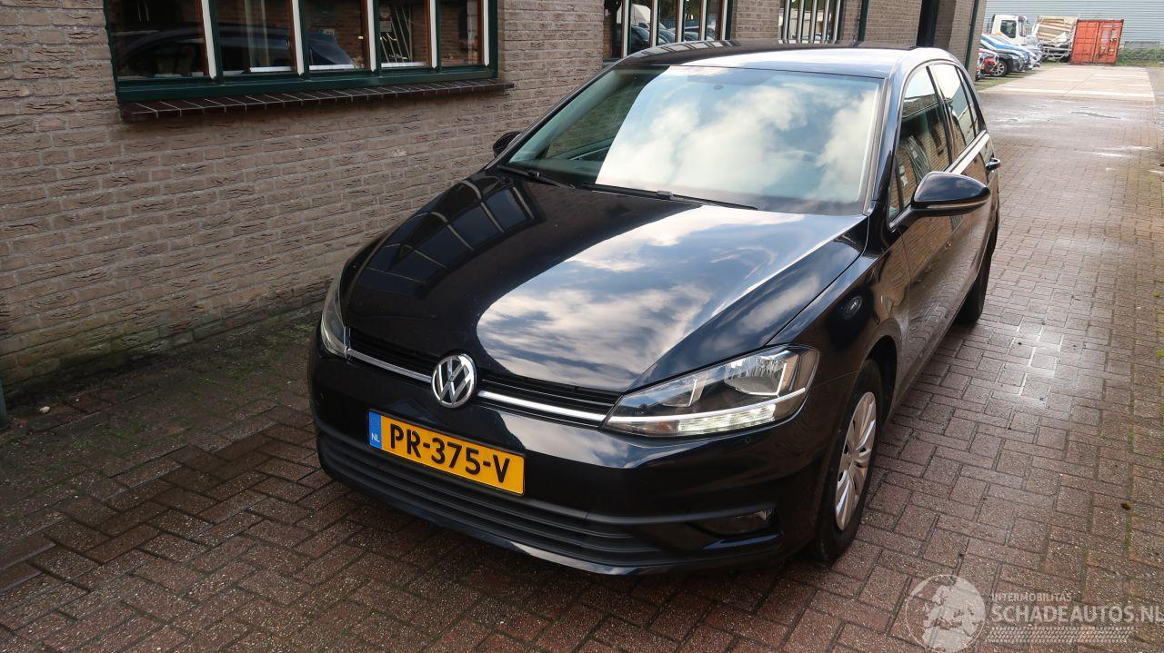 Volkswagen Golf Volkswagen Golf 1.0 TSI Trendline