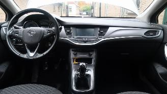 Opel Astra Opel Astra Sports Tourer 1.2 Business Edition picture 11