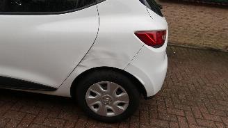 Renault Clio Renault Clio 1.5 dCi ECO Expression picture 30