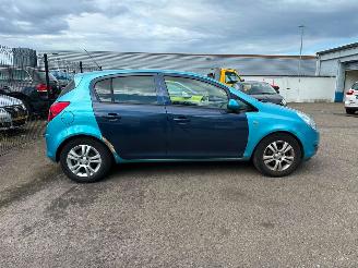 Opel Corsa 1.4-16V Business picture 2