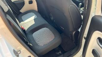 Renault Twingo 1.0 SCe Collection picture 9