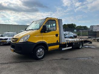 krockskadad bil bedrijf Iveco Daily 40C15 D 410 Oprijwagen 2006/1