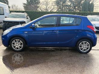 Hyundai I-20 1.2i DynamicVersion . 5 deurs | Airco ( inruil verkregen ) picture 2