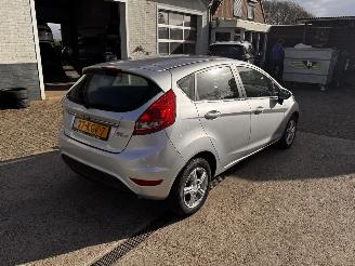 Ford Fiesta  picture 6